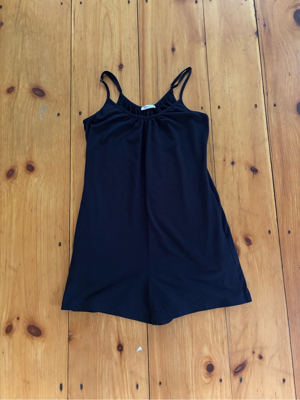 Ekouaer Navy Blue Flowy Sleeveless Romper Size M